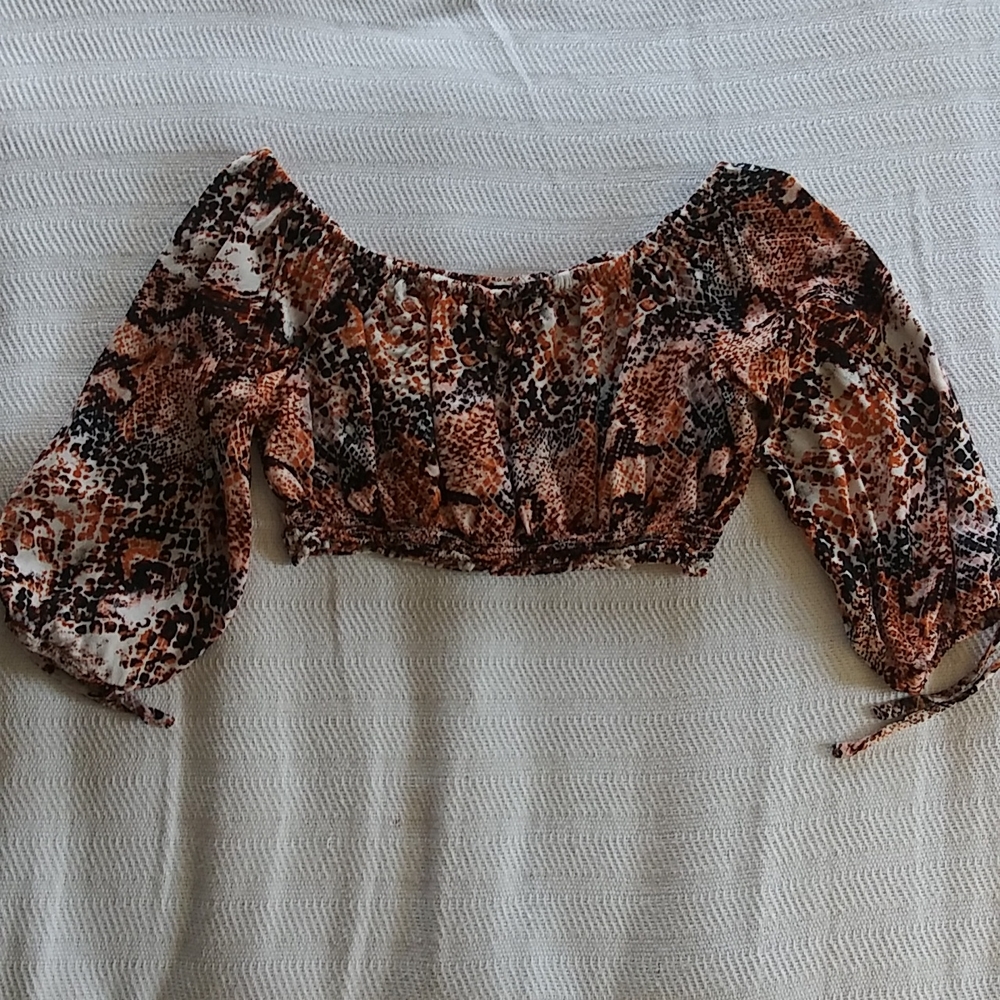 Like an angel pattern crop top